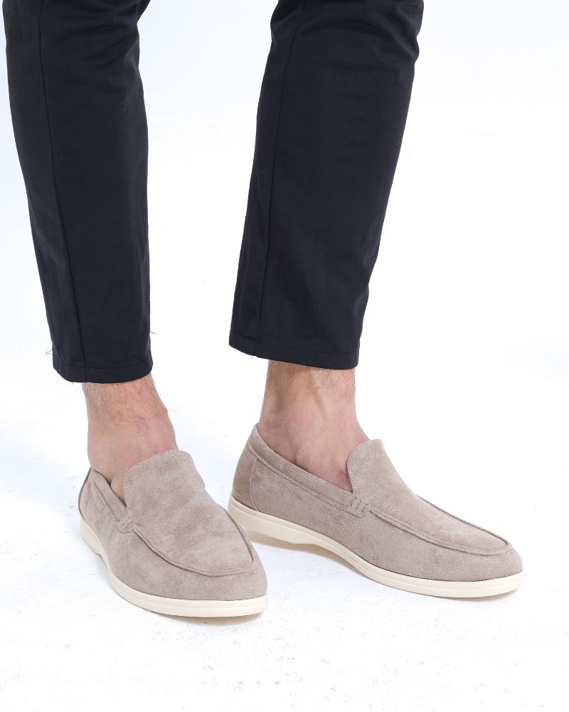 Παλιά χρήματα suede loafers